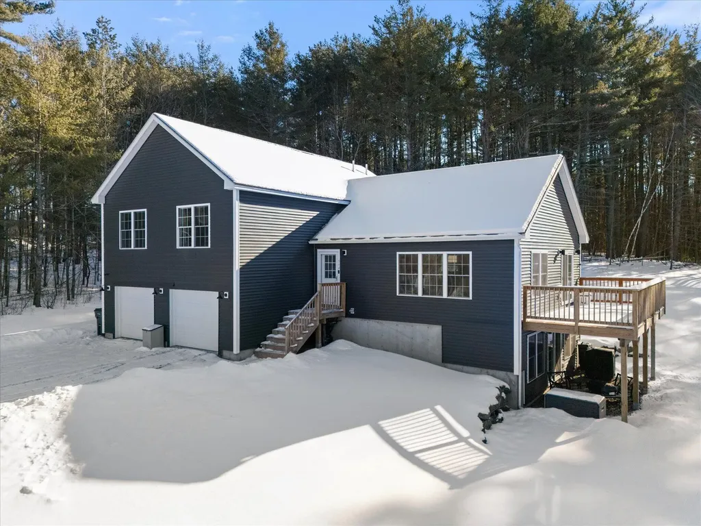 564 Kenduskeag Avenue Bangor ME 04401