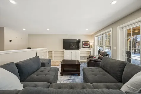 564 Kenduskeag Avenue Bangor ME 04401