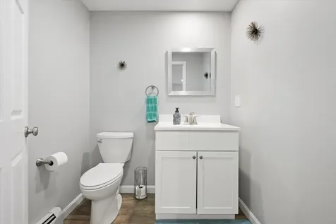 564 Kenduskeag Avenue Bangor ME 04401