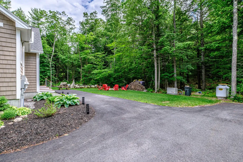 5 Whippoorwill Drive Naples ME 04055