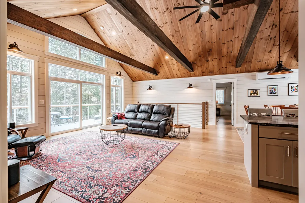 5 Whippoorwill Drive Naples ME 04055