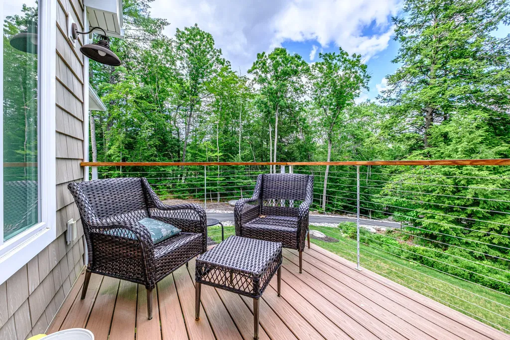 5 Whippoorwill Drive Naples ME 04055