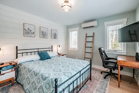 5 Whippoorwill Drive Naples ME 04055