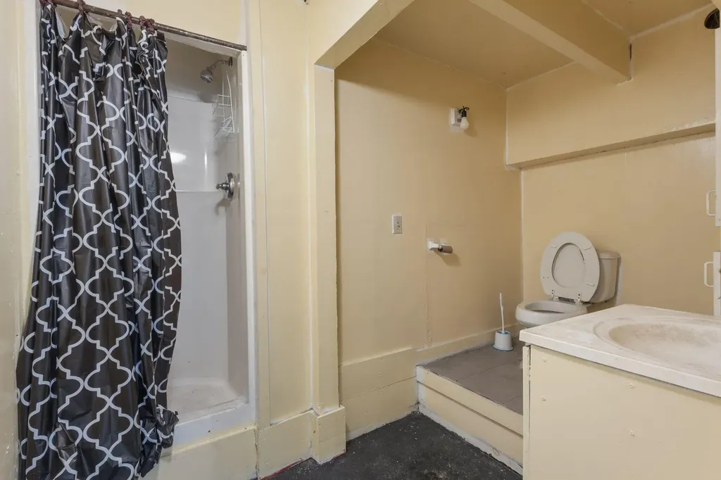671-675 Forest Avenue Portland ME 04103
