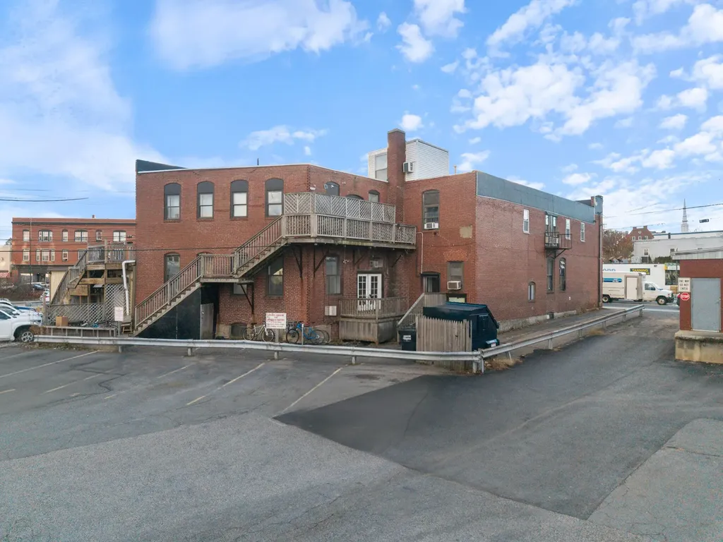 671-675 Forest Avenue Portland ME 04103
