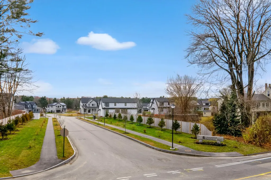 128 Owls Nest Road Portland ME 04102