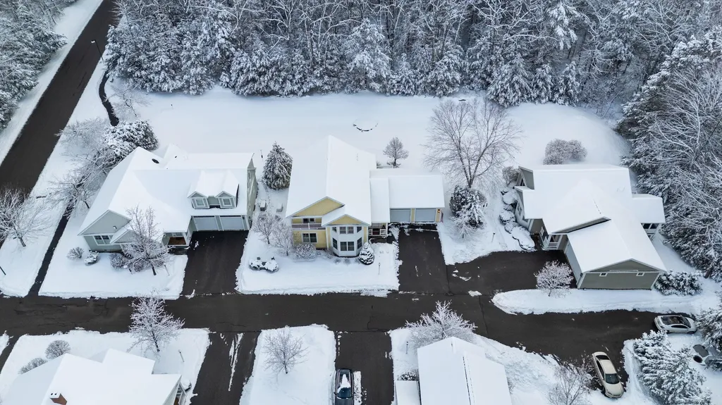 46 Ridgewood Drive Falmouth ME 04105