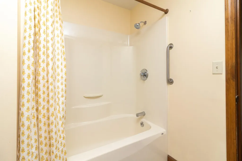 1001 Buck Hill Drive Veazie ME 04401