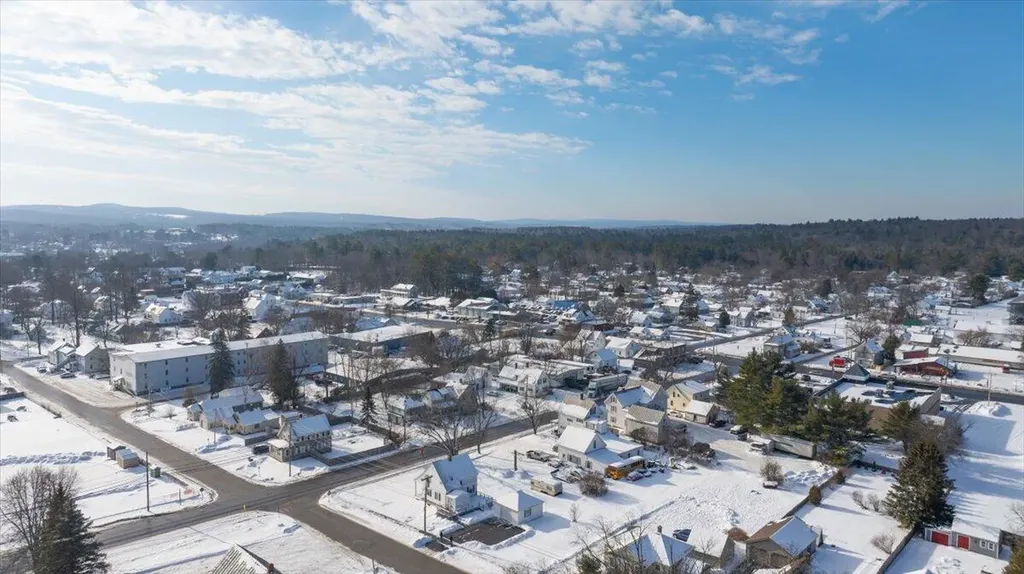 22 Jewett Street Skowhegan ME 04976