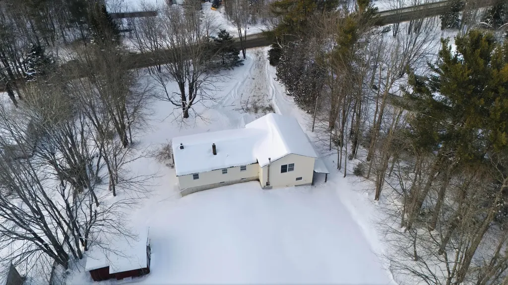 795 Norway Road Harrison ME 04040