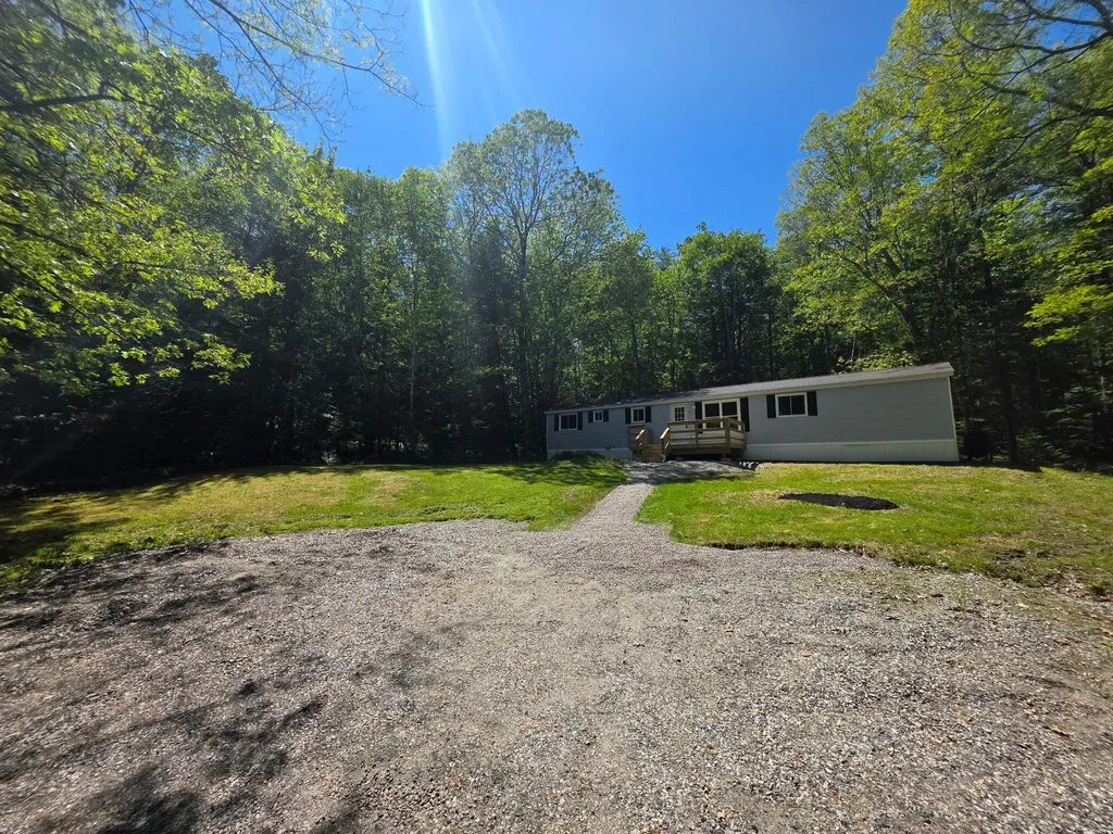 84 Willow Lane Wiscasset ME 04578