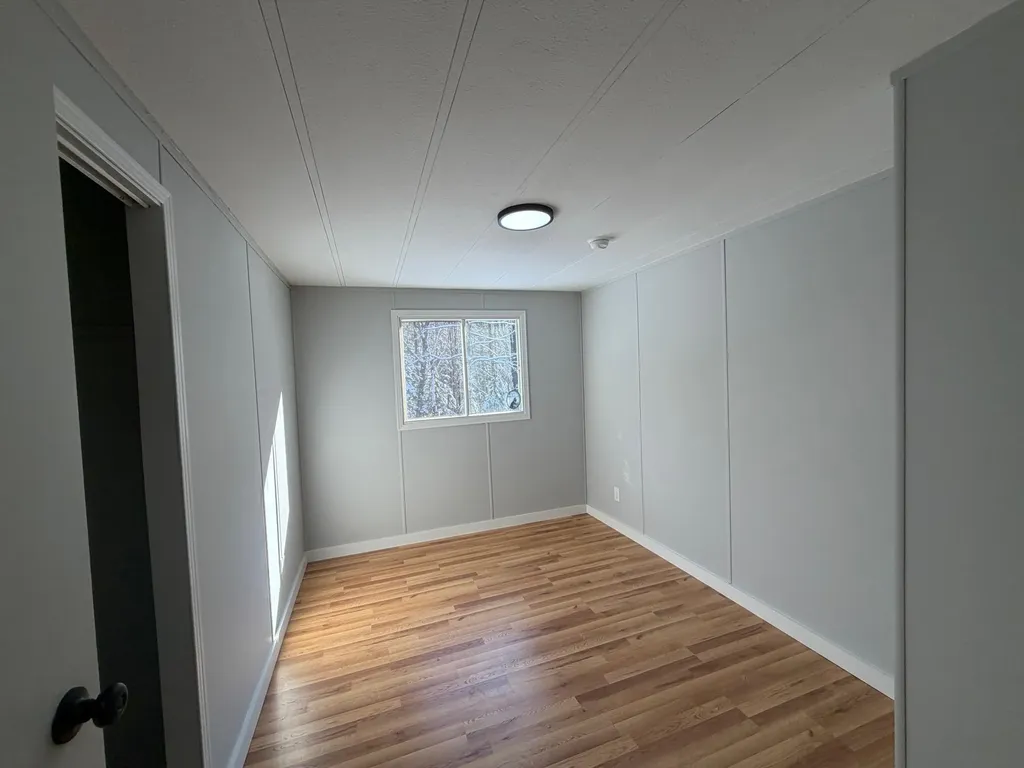 84 Willow Lane Wiscasset ME 04578