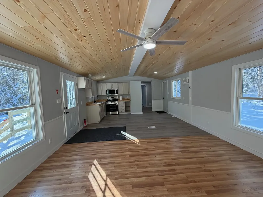 84 Willow Lane Wiscasset ME 04578