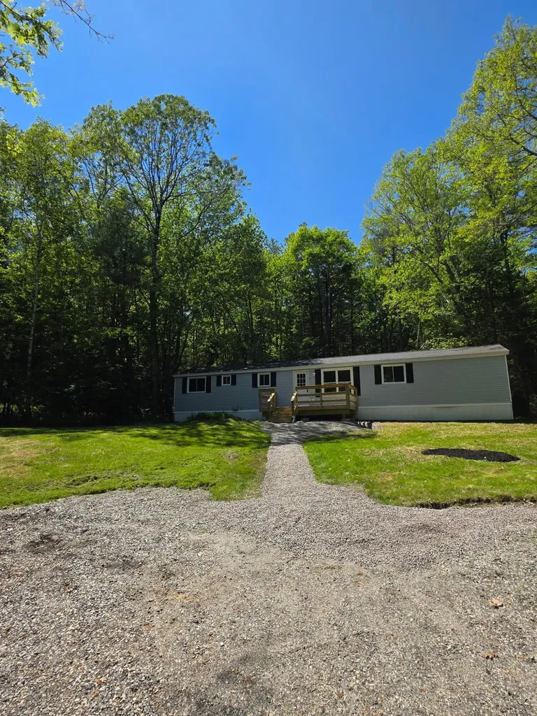 84 Willow Lane Wiscasset ME 04578