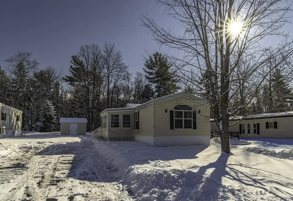 2 H Street Bangor ME 04401