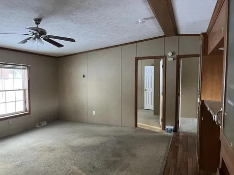 17 Averill Mobile Home Park Benton ME 04901