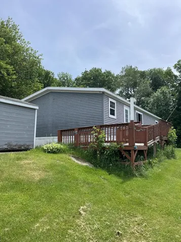 17 Averill Mobile Home Park Benton ME 04901