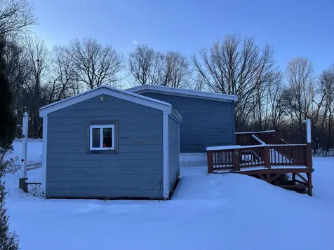 17 Averill Mobile Home Park Benton ME 04901