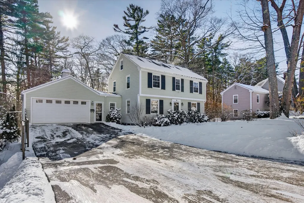 14 Rocky Hill Road Cape Elizabeth ME 04107