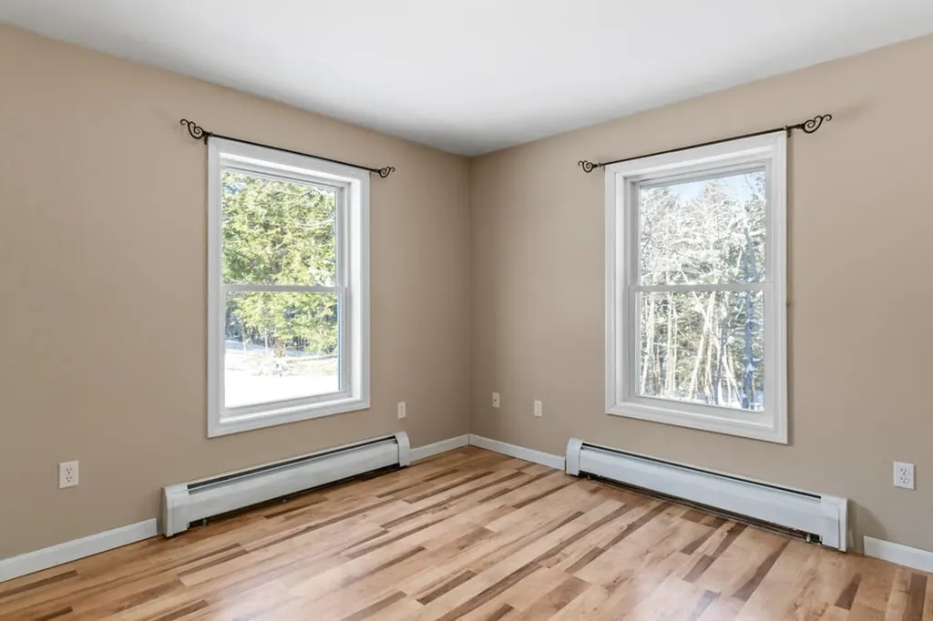 1006 Bakerstown Road Poland ME 04274
