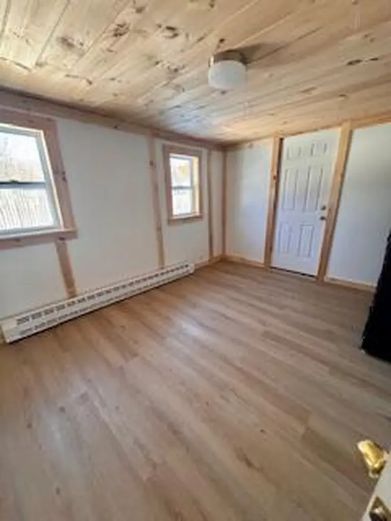 12 Warren Street Bridgton ME 04009