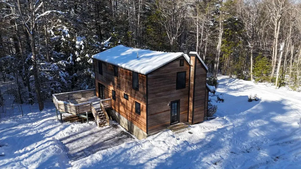 80 Old Bath Road Wiscasset ME 04578