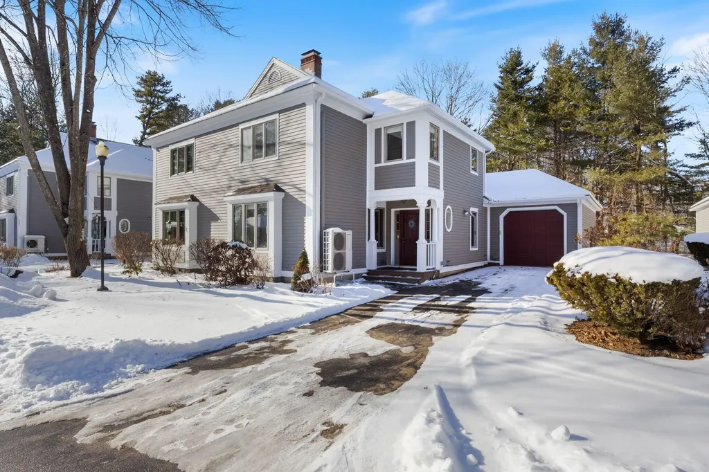 8 Stoneledge Drive Portland ME 04102