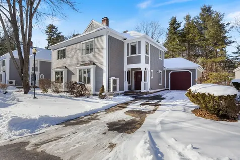 8 Stoneledge Drive Portland ME 04102