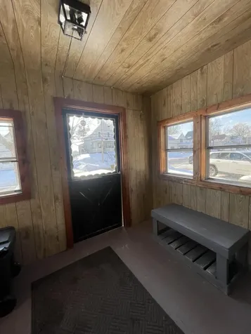 61 Park Street East Millinocket ME 04430