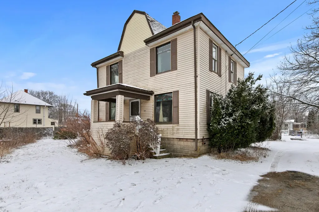 36 Lassell Street Portland ME 04102