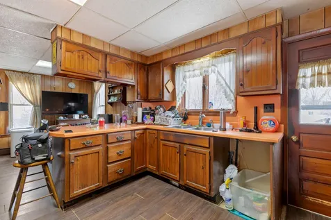36 Lassell Street Portland ME 04102