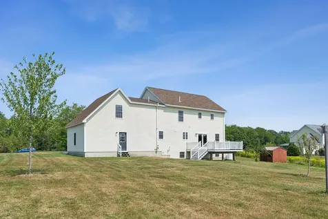 22 Linsausiq Way Falmouth ME 04105