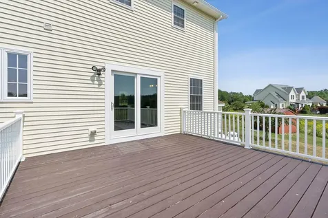 22 Linsausiq Way Falmouth ME 04105