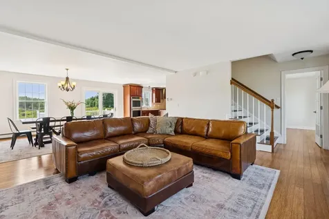 22 Linsausiq Way Falmouth ME 04105