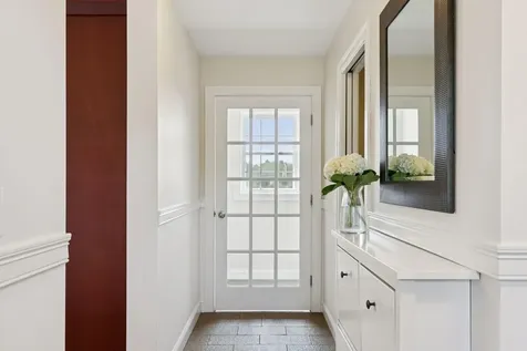 22 Linsausiq Way Falmouth ME 04105