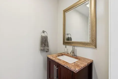 22 Linsausiq Way Falmouth ME 04105
