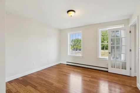 22 Linsausiq Way Falmouth ME 04105