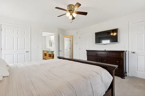22 Linsausiq Way Falmouth ME 04105