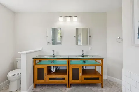 22 Linsausiq Way Falmouth ME 04105