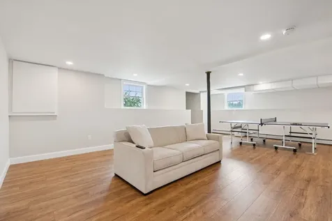 22 Linsausiq Way Falmouth ME 04105