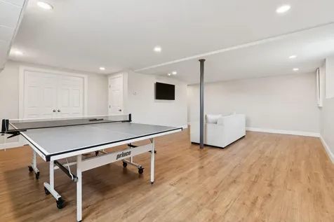 22 Linsausiq Way Falmouth ME 04105