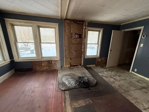 2509 Essex Street Orono ME 04473