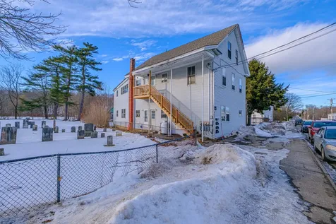 673 River Avenue Gardiner ME 04345