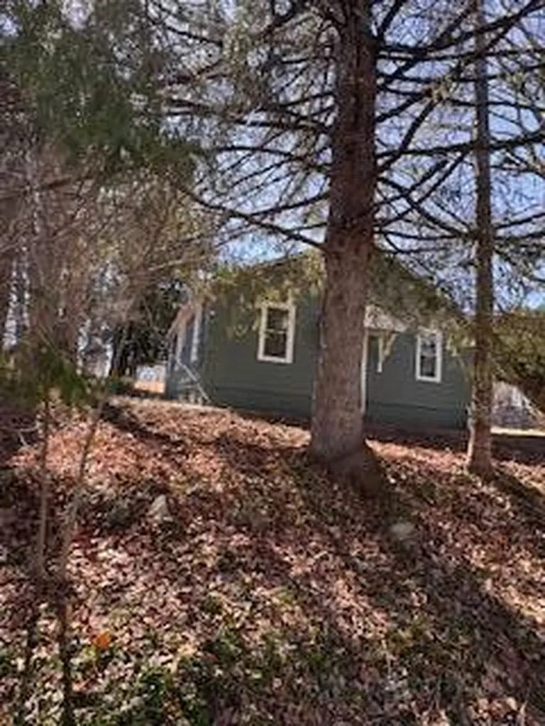 10 Warren Street Bridgton ME 04009
