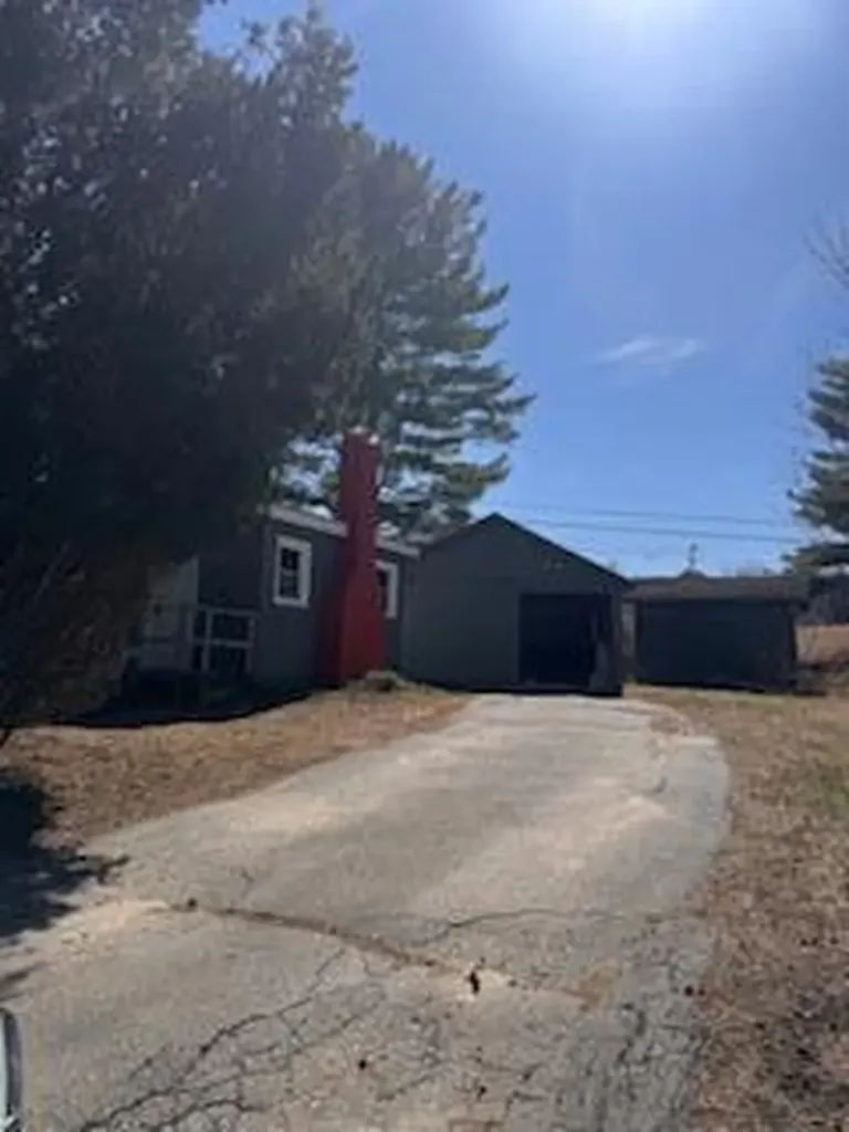 10 Warren Street Bridgton ME 04009