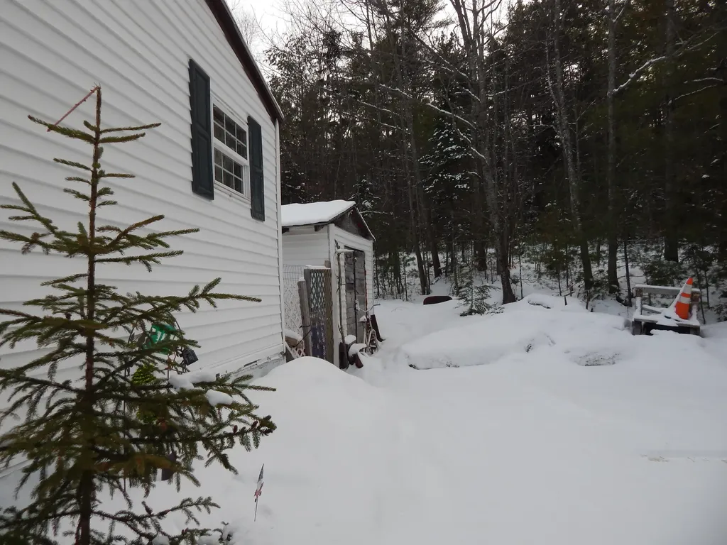 138 Town Farm Road Norway ME 04268