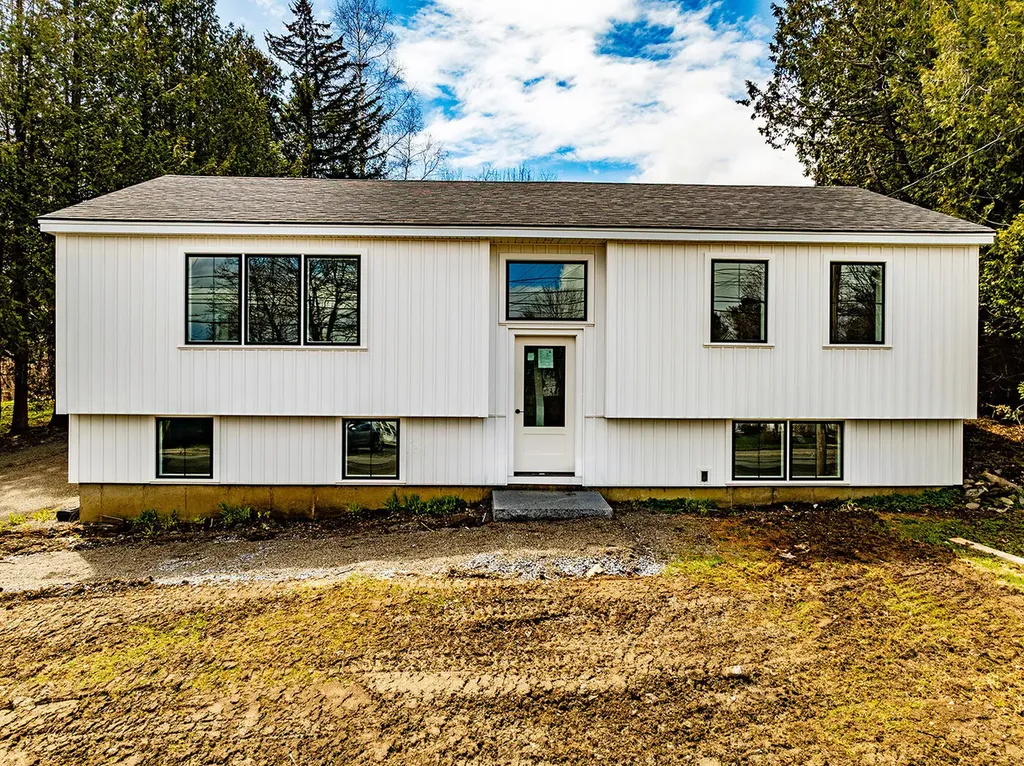 162 Waldo Avenue Belfast ME 04915