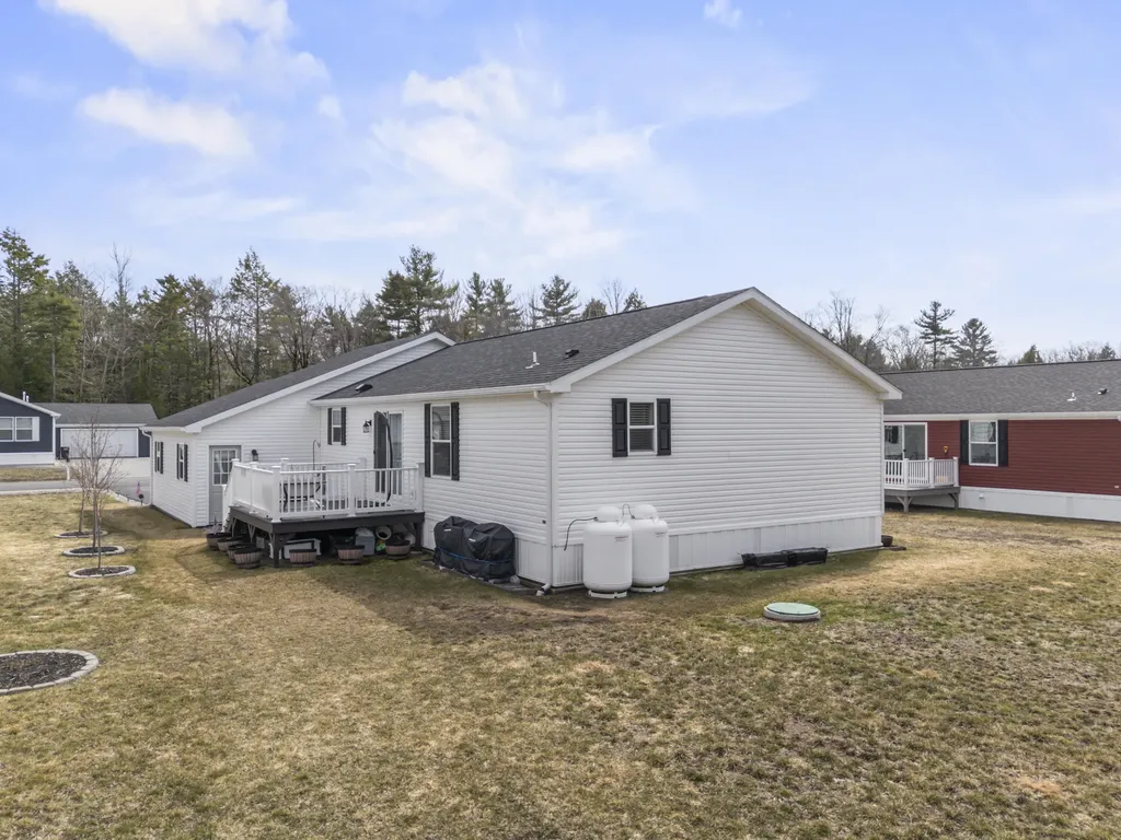 24 Rods Way Arundel ME 04046