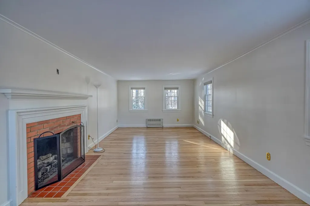 4 Westview Drive Waterville ME 04901