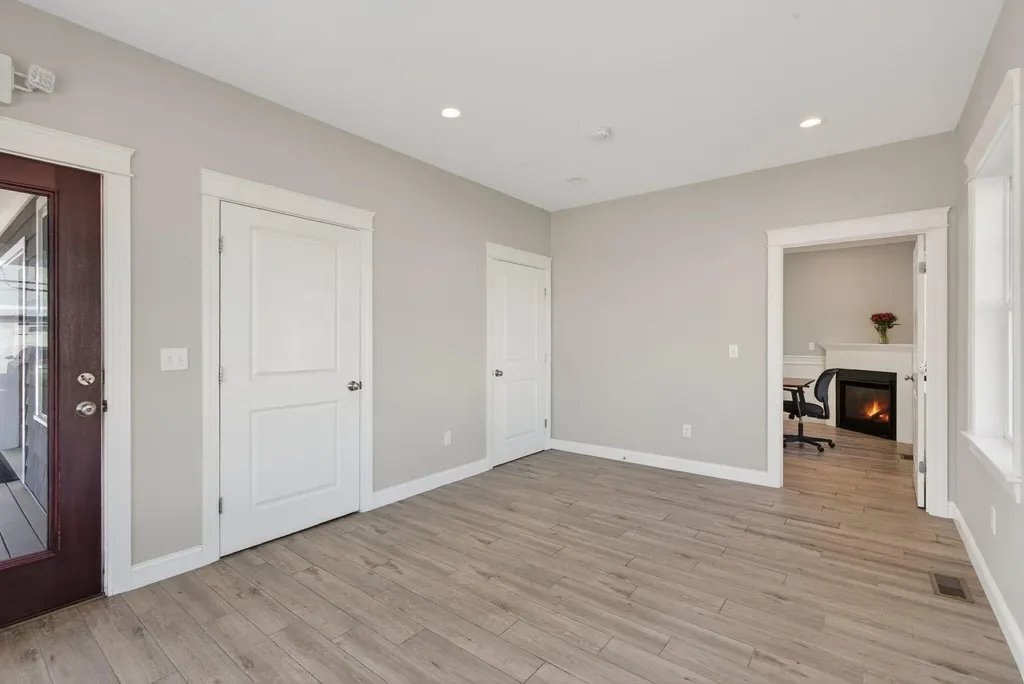 630 Roosevelt Trail Windham ME 04062